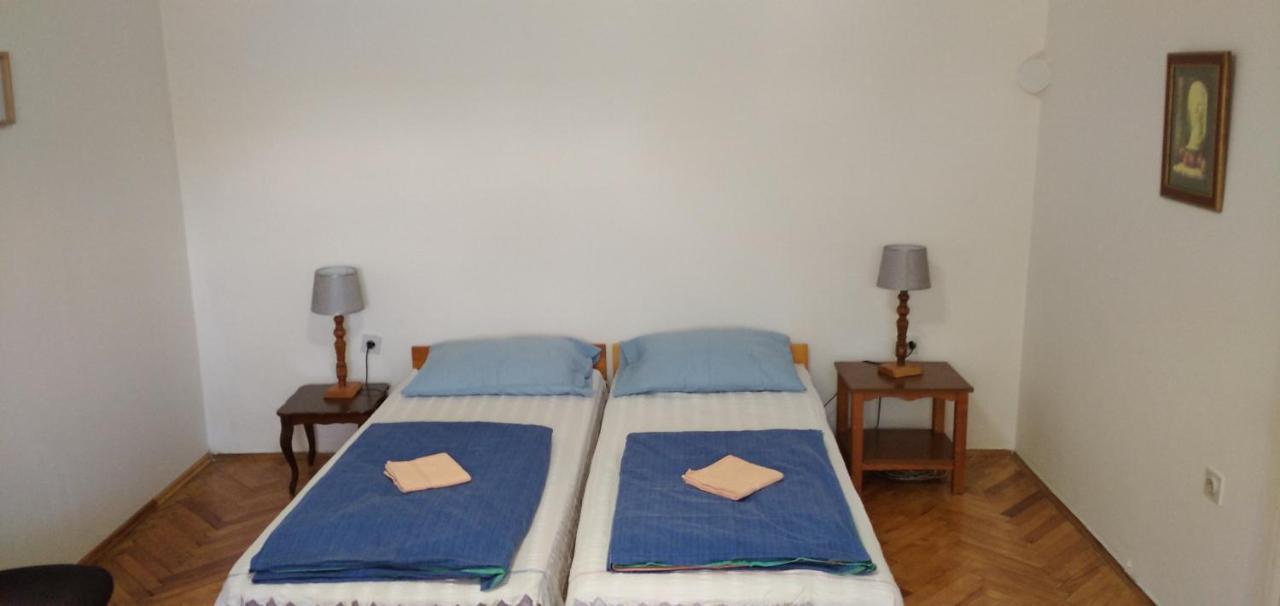 A&Mir Apartment Sarajevo Bagian luar foto
